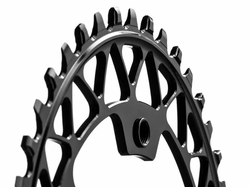 Absolute Black Plateau Gravel Oval Narrow Wide 110 Mm 4 Trous Noir 2022 2 Absolute Black Plateau Gravel Oval Narrow Wide 110 Mm 4 Trous Noir 2022 – Image 2